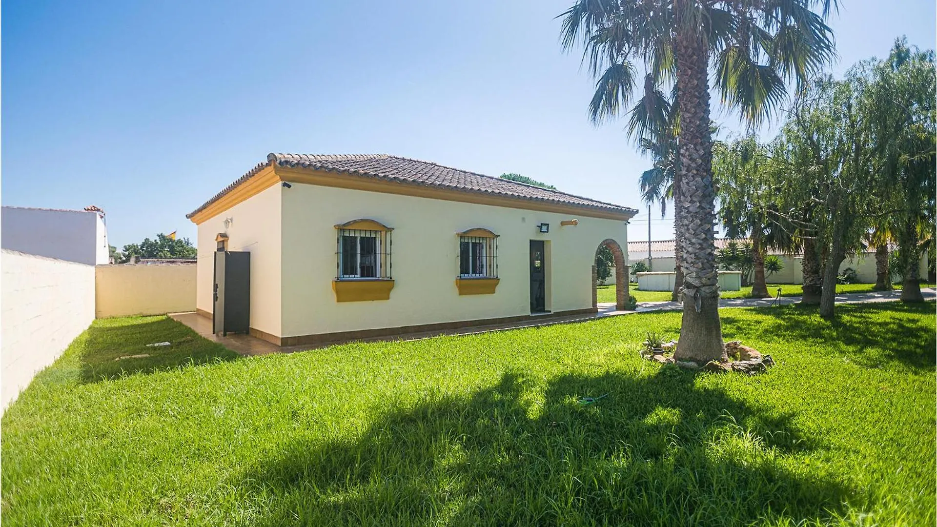 Holiday home 3 Bedroom Nice Home In Chiclana De La Fronter Chiclana de la Frontera